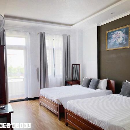 Khach San Minh Quang Hotel Phan Rang Bagian luar foto